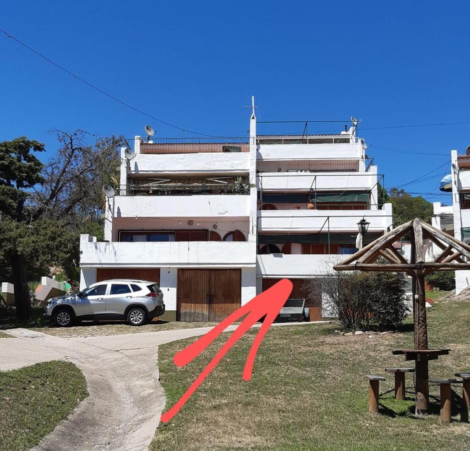 Departamentos Carlos Paz Bajada Al Lago 비야카를로스파스 외부 사진