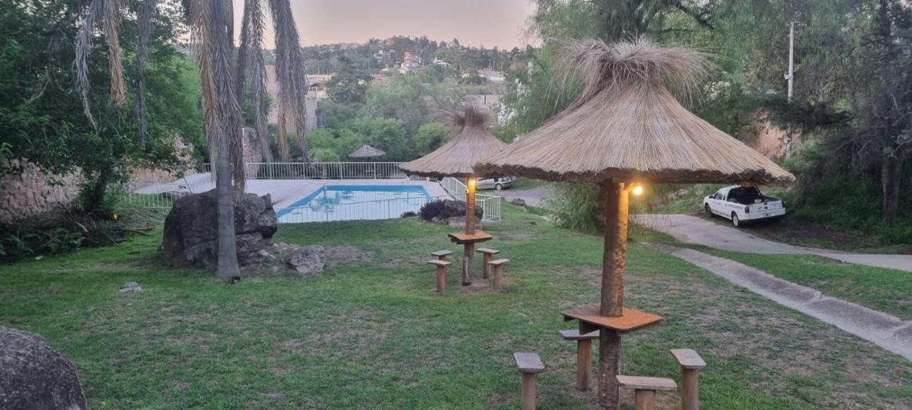 Departamentos Carlos Paz Bajada Al Lago 비야카를로스파스 외부 사진