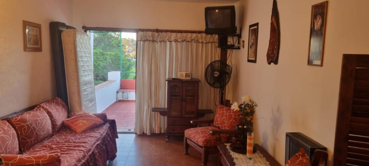 Departamentos Carlos Paz Bajada Al Lago 비야카를로스파스 외부 사진