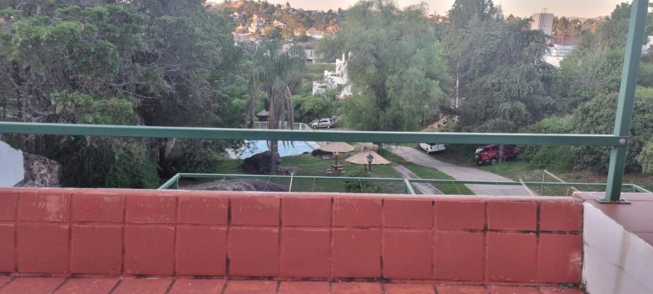 Departamentos Carlos Paz Bajada Al Lago 비야카를로스파스 외부 사진