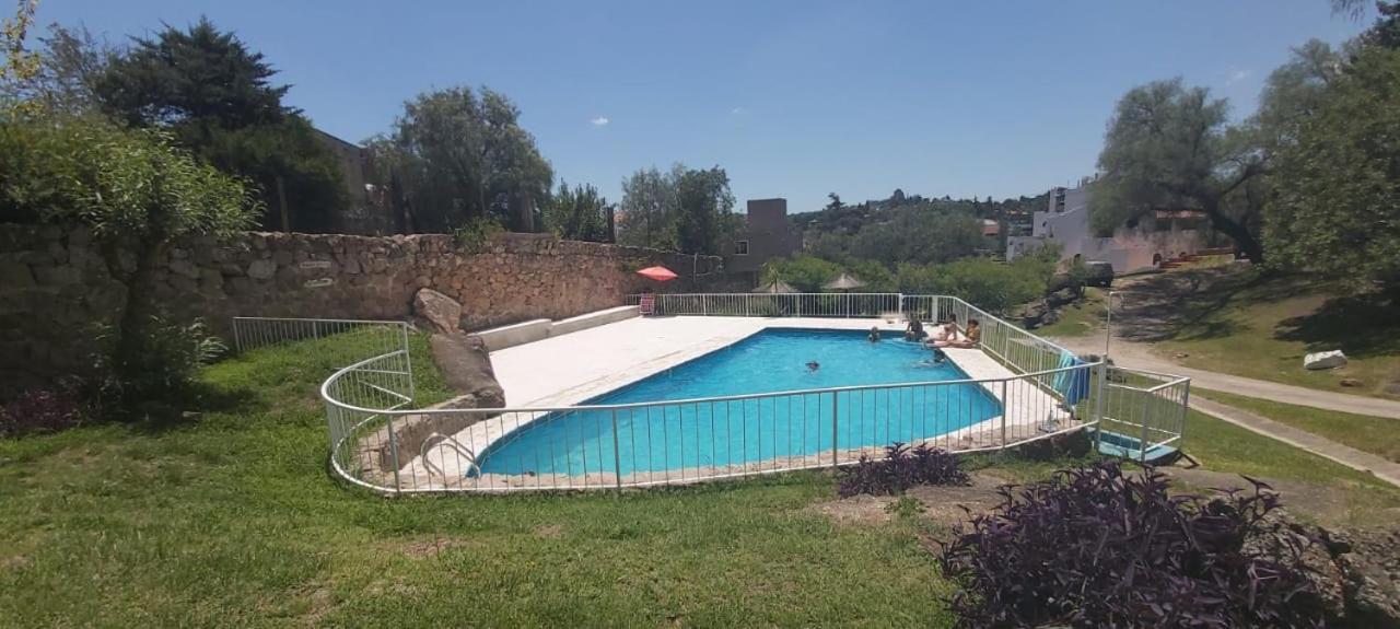 Departamentos Carlos Paz Bajada Al Lago 비야카를로스파스 외부 사진