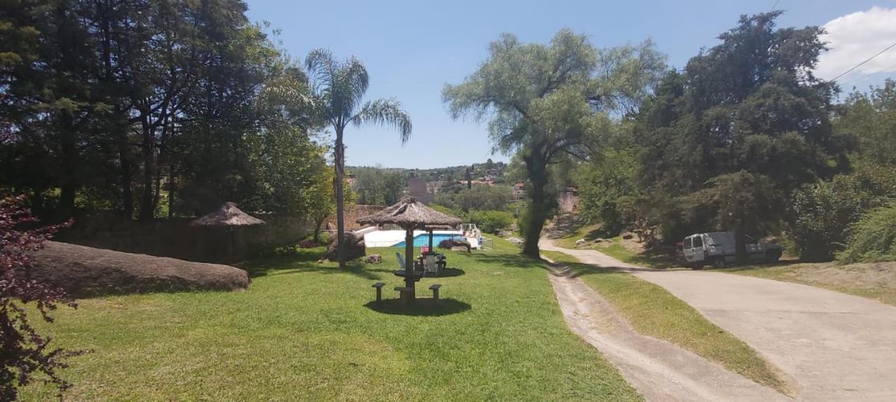 Departamentos Carlos Paz Bajada Al Lago 비야카를로스파스 외부 사진